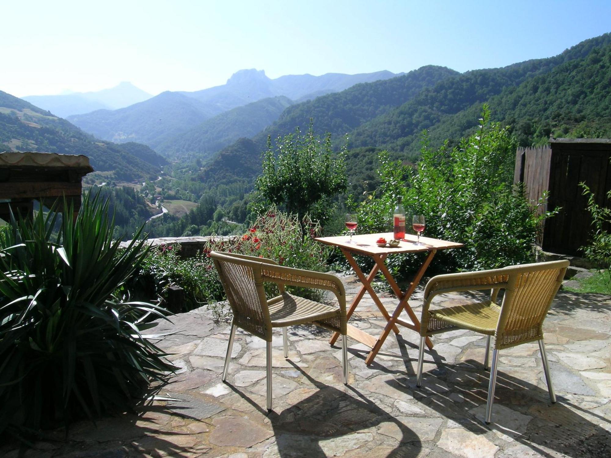 Apartamento Olmares Picos De Europa - 4 Personas Lomena Exterior photo